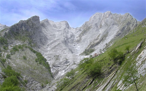 法院判決后怎么執(zhí)行保全房產(chǎn)(法院判決之后 財產(chǎn)保全可以用來執(zhí)行嗎)